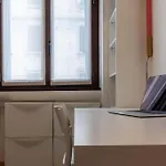 Design Experience Flat - 5 Min Loreto דירה *