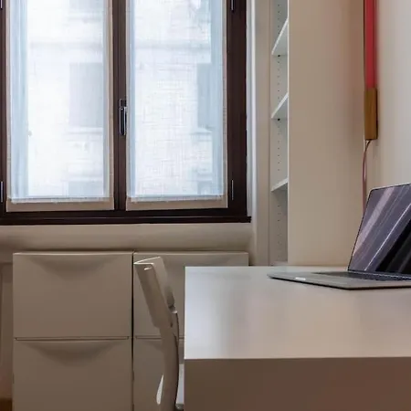 Design Experience Flat - 5 Min Loreto דירה *