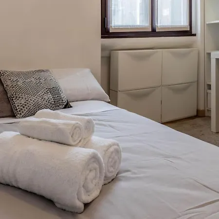 דירה Design Experience Flat - 5 Min Loreto *