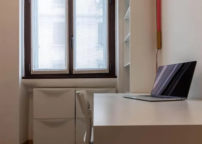 Design Experience Flat - 5 Min Loreto Apartment *