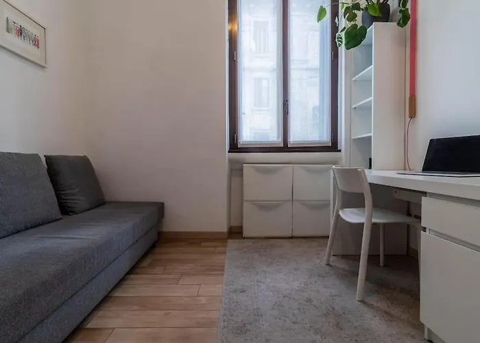 Design Experience Flat - 5 Min Loreto Apartment