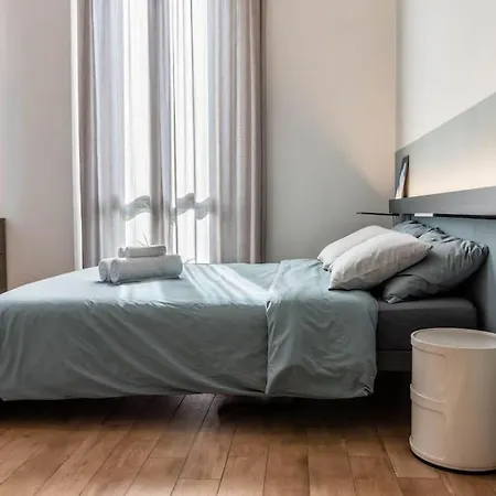Lägenhet Design Experience Flat - 5 Min Loreto Milano